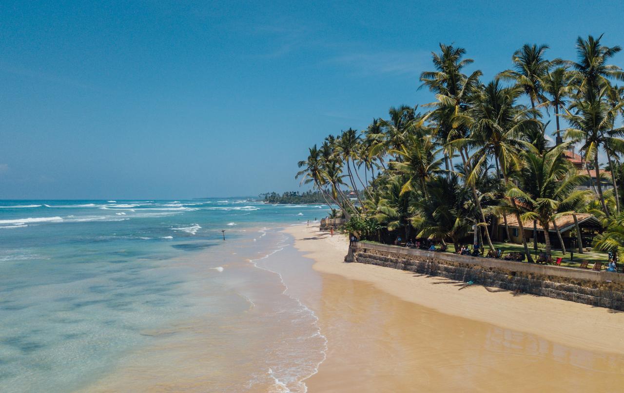 Beach Front Hotell Ahangama Eksteriør bilde