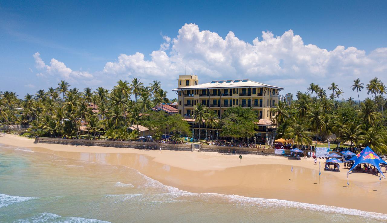 Beach Front Hotell Ahangama Eksteriør bilde