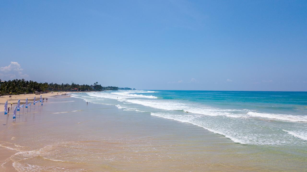 Beach Front Hotell Ahangama Eksteriør bilde